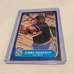 Kirby Puckett 1986 Fleer Baseball Card *2nd year in majors* # 401 Vintage